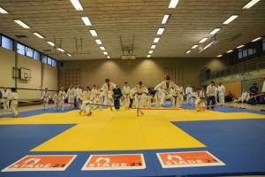 tl_files/judoka_stade/2015/Bilder/Bundesliga/Frauen_Maenner/2015 12 Weihnacht 7.jpg